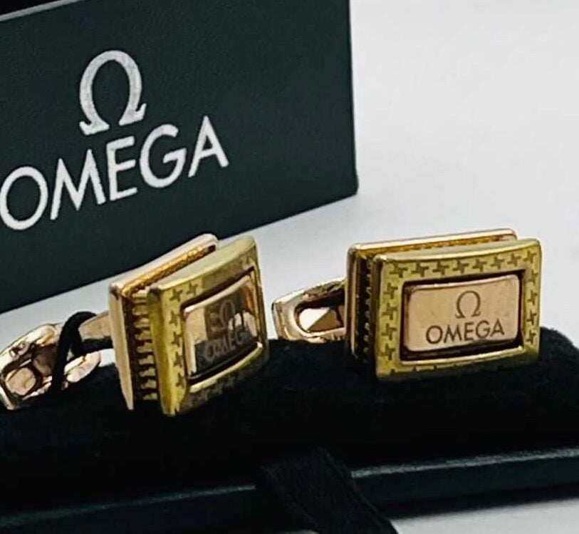 What are fashion accessories
