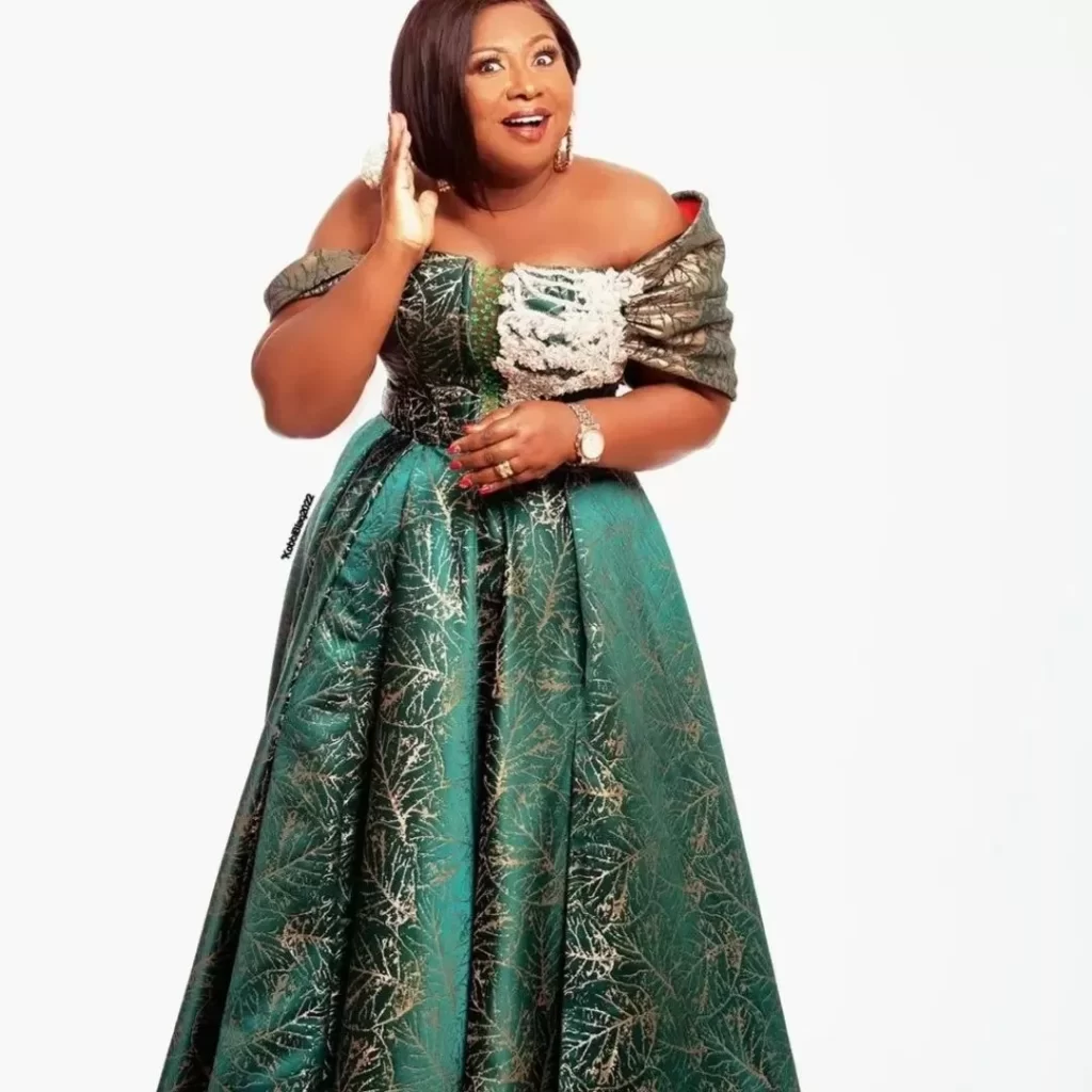 Yoruba mother of the bride dresses