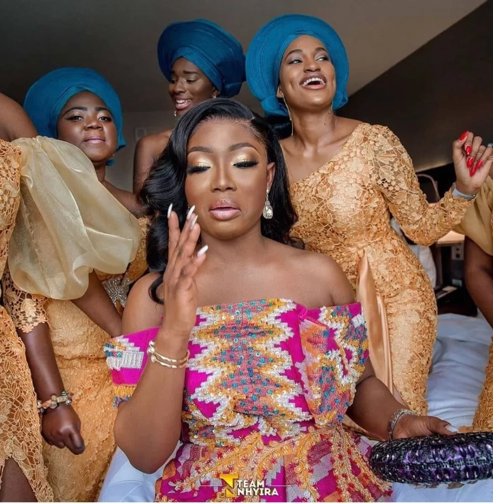 Pictures of Latest Aso Ebi Styles