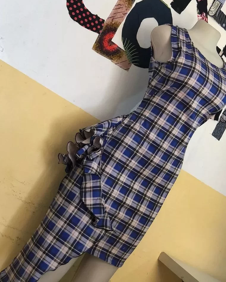Latest English Short gowns Styles
