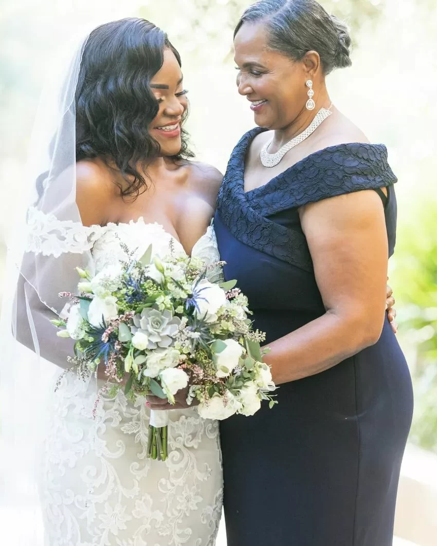 Nigerian brides mother wedding outfits