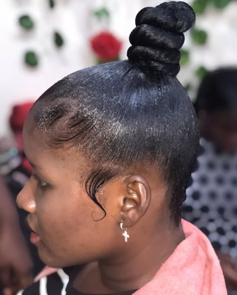 gel bolla hairstyle