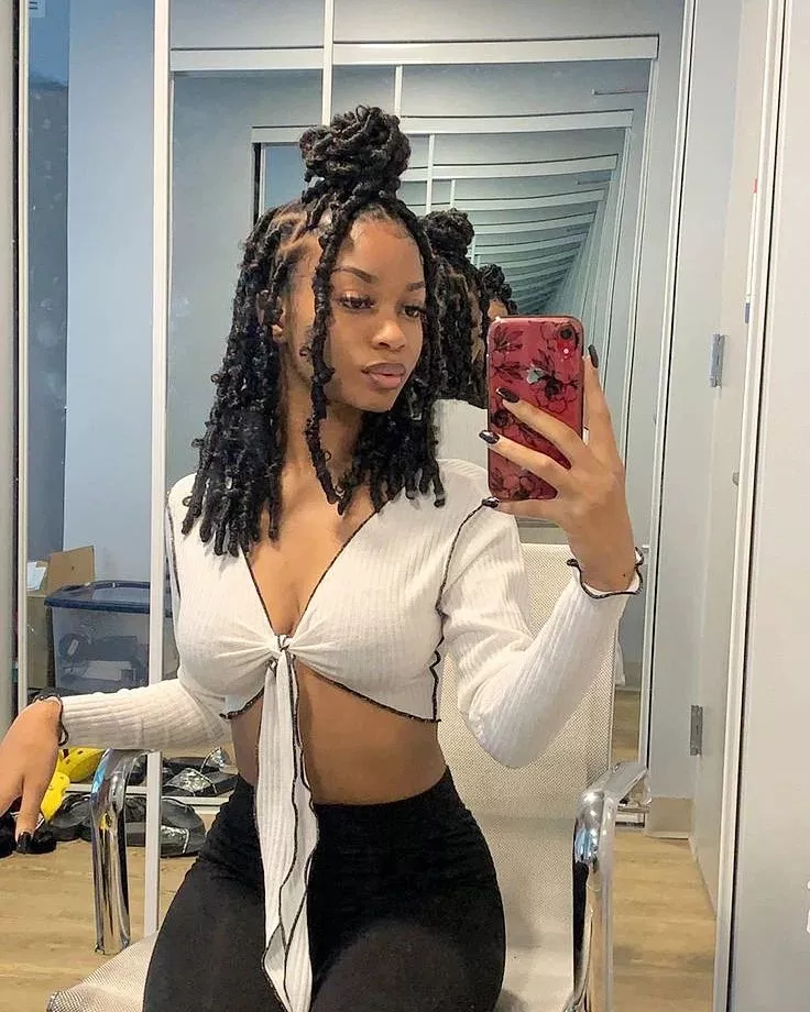 Shoulder length distressed locs