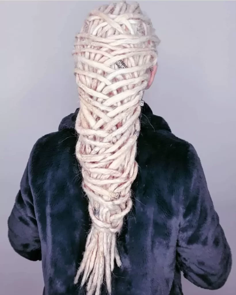 Dreadlock styles for women