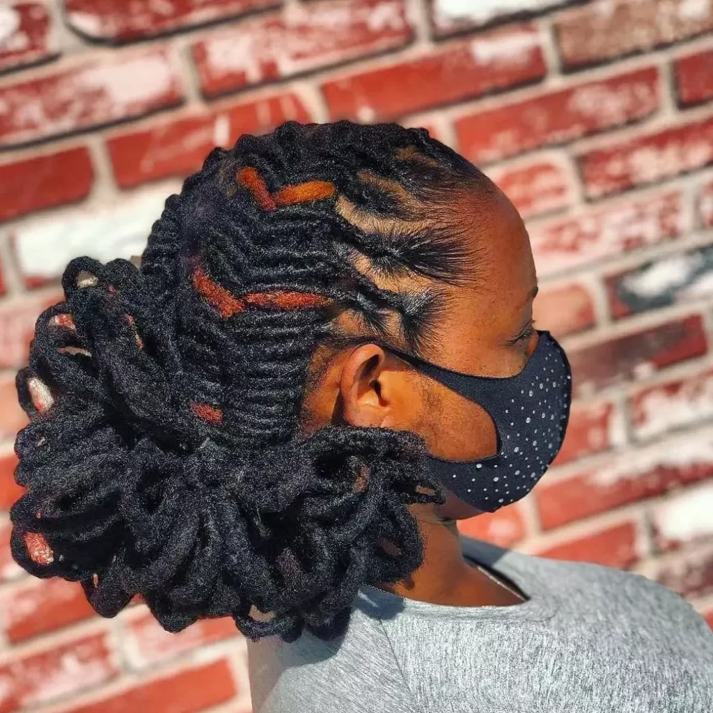 Low ponytail dreadlock