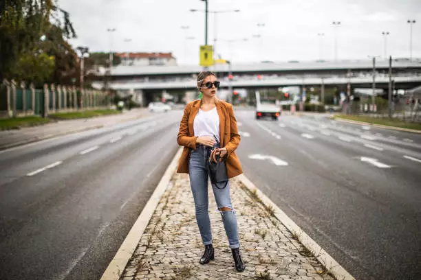Look fashionable 