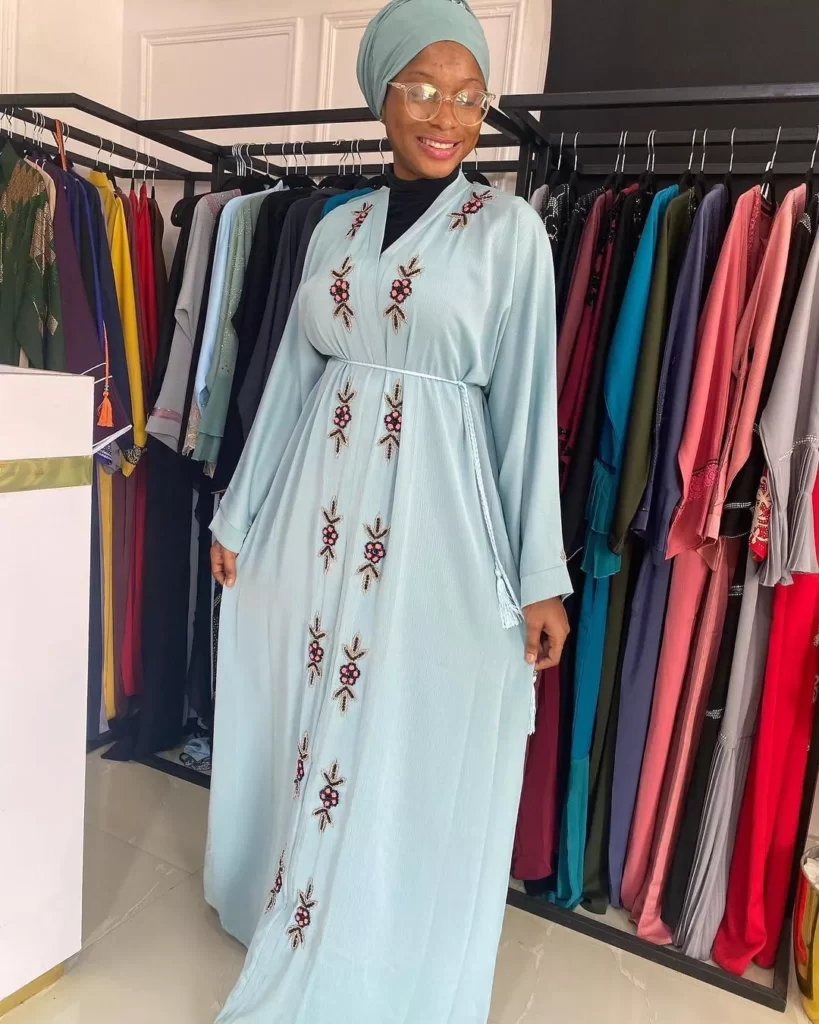 Classic Jalabiya with a Custom Turban