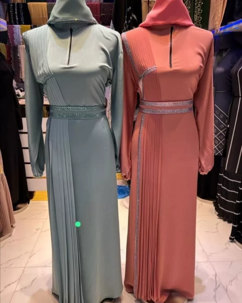 Ways to wear an abaya