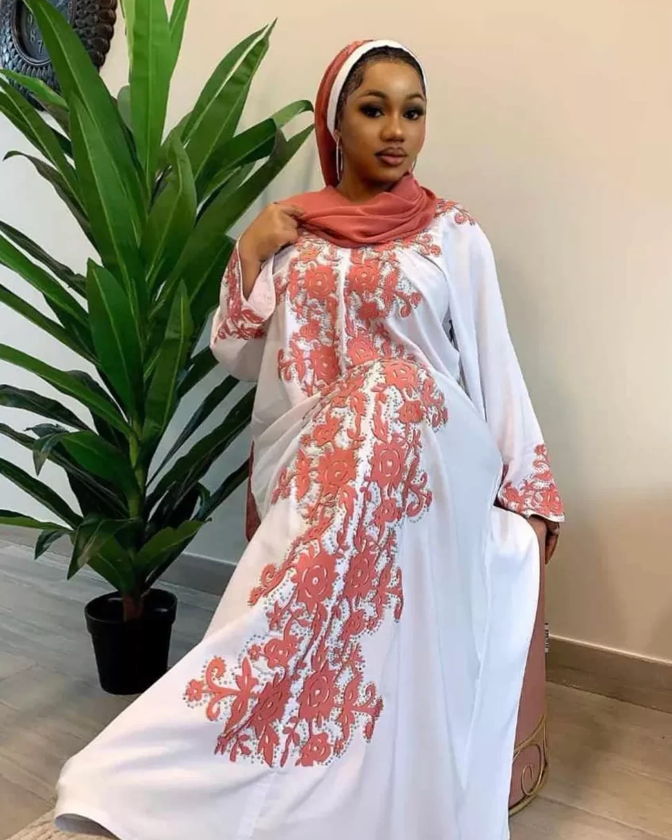 How to Style Abayas
