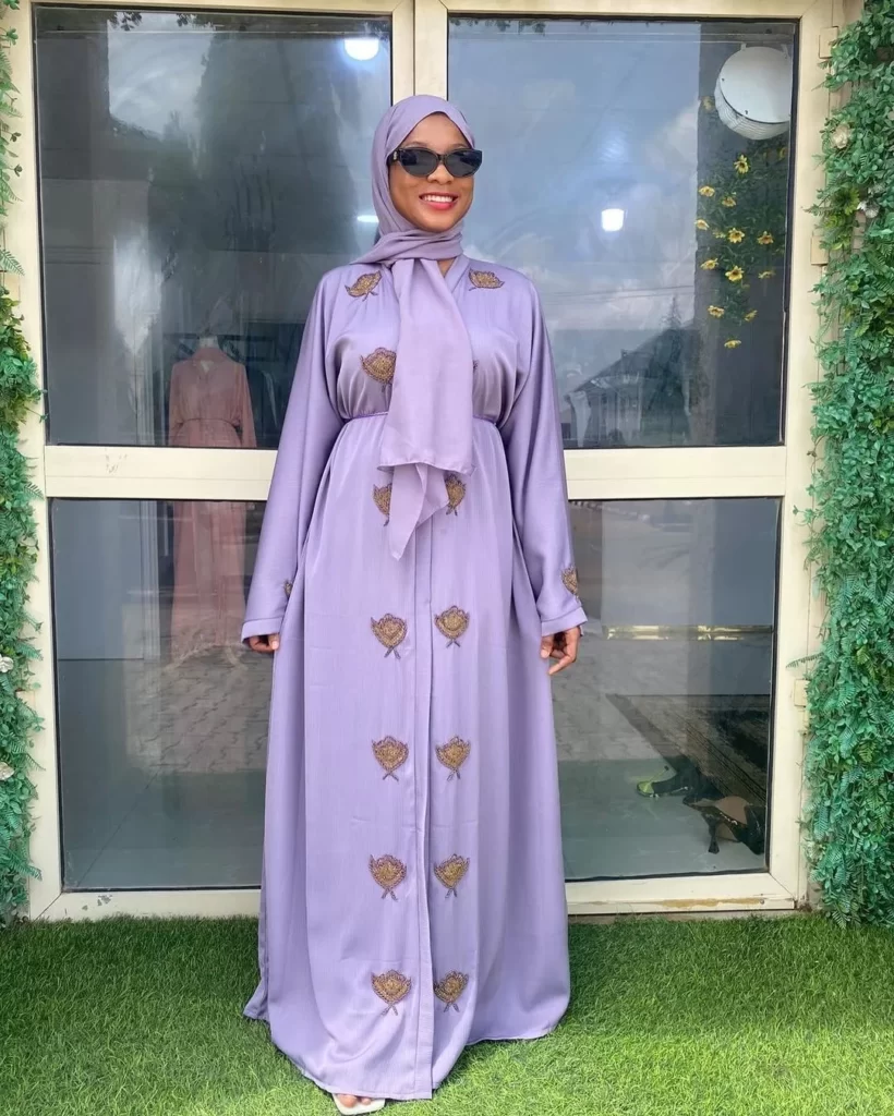 How to Style Abayas