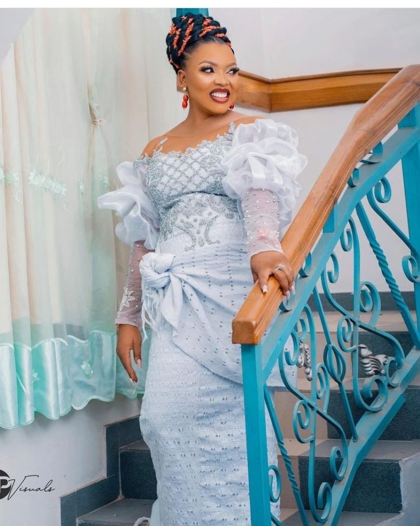 
Nigerian Wedding Attire