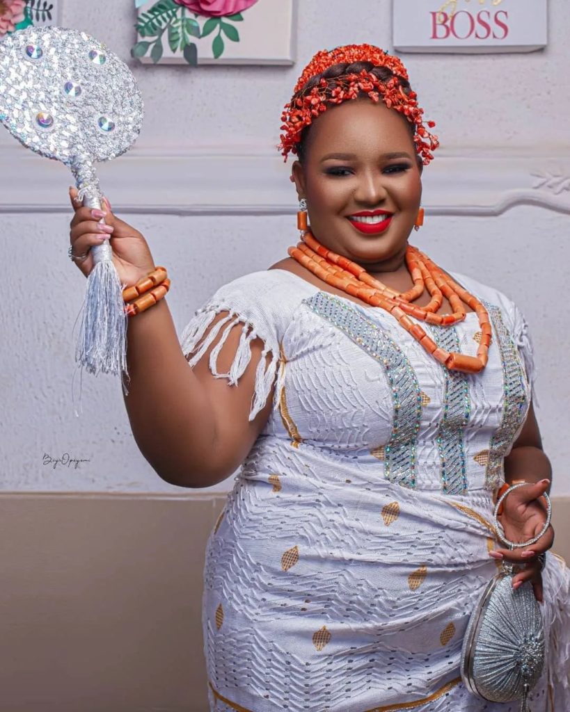 
ANIOMA CULTURAL TRADITIONAL(Akwocha) DRESS