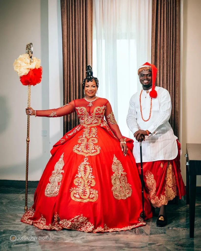 Efik onyonyo
