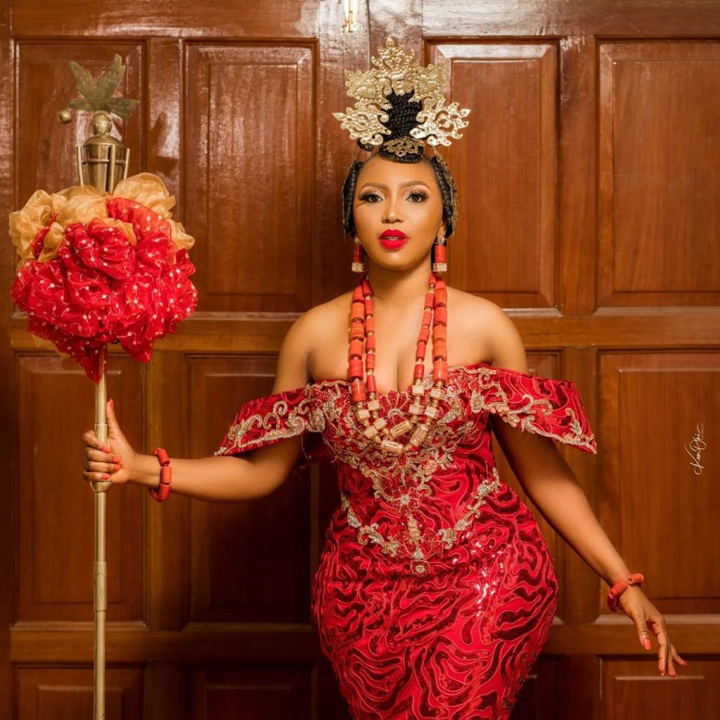Efik traditional attire for female