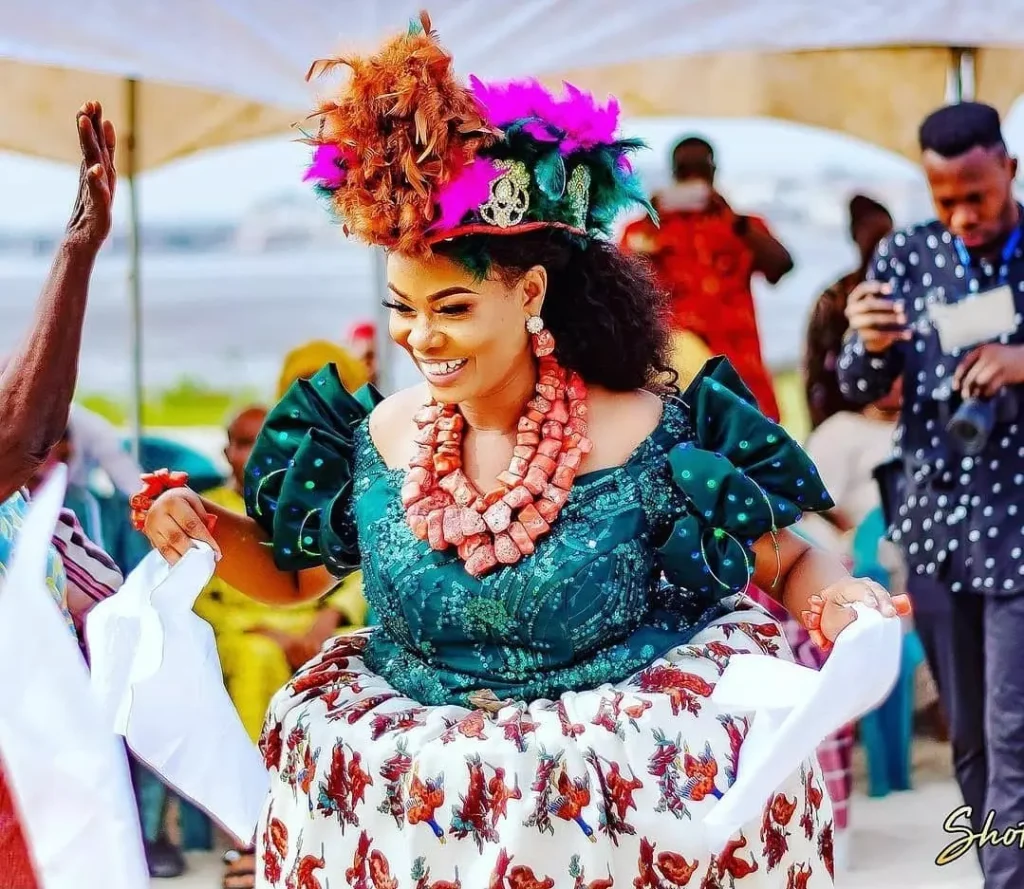 Ijaw queen attire