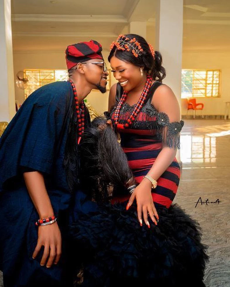 Traditional attire of benue state people