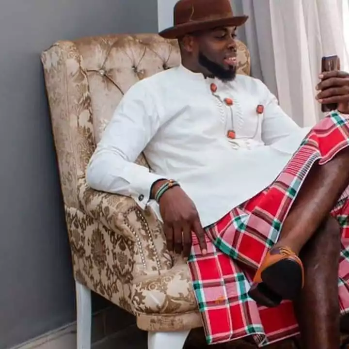 Ijaw men's outfit