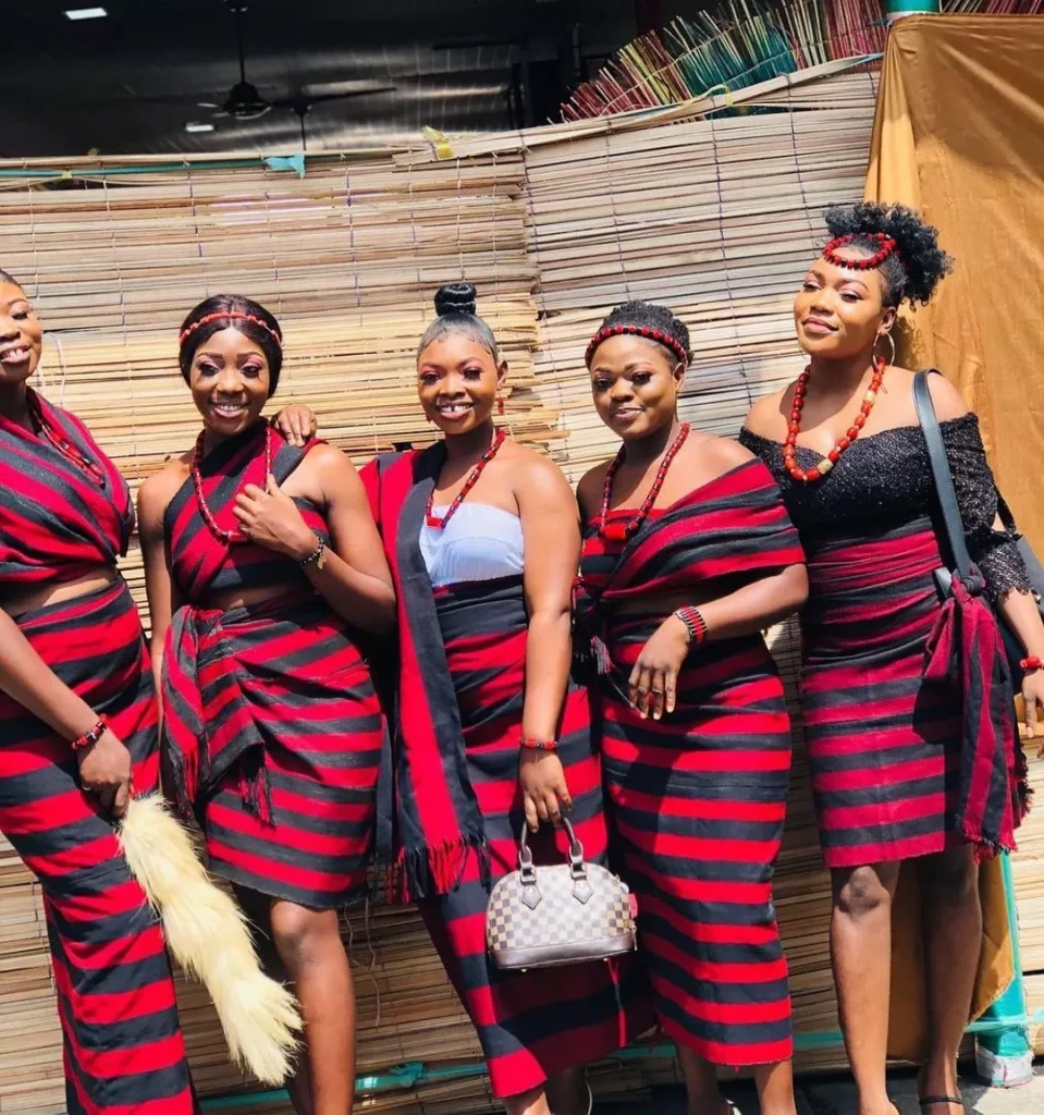 Idoma women in traditional attire