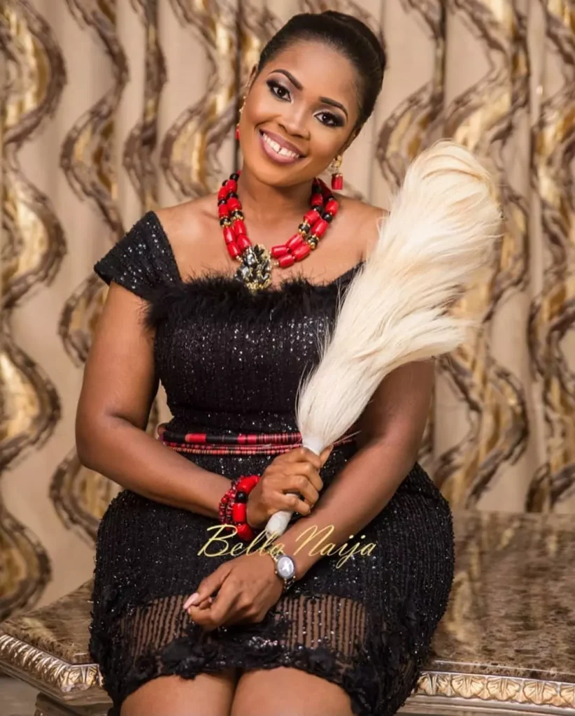Idoma traditional wedding attire