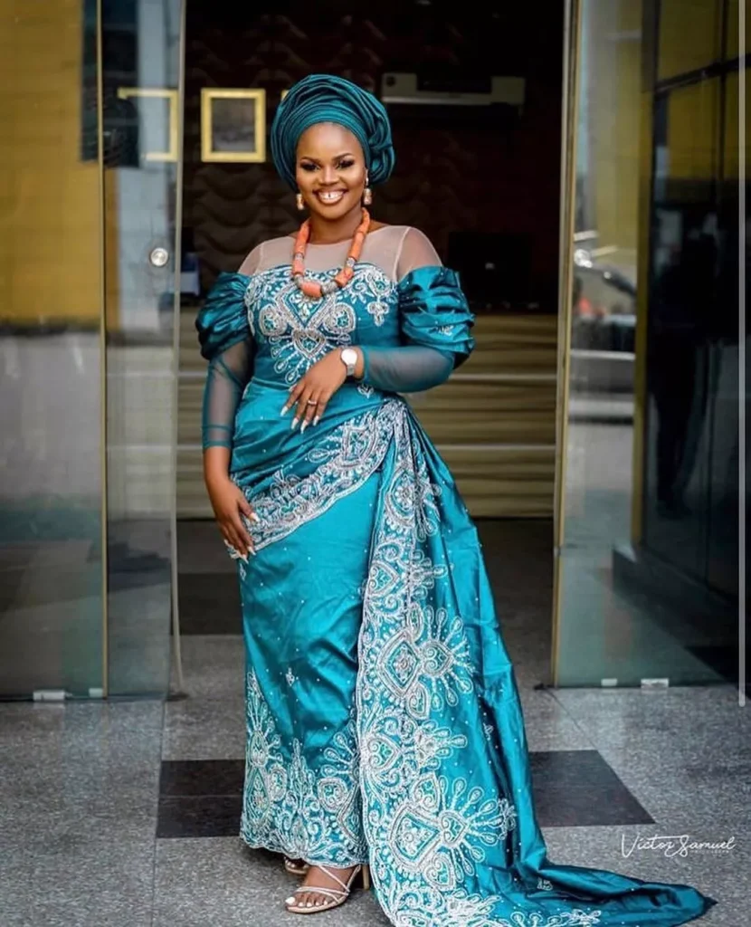 Urhobo bride in lace outfit