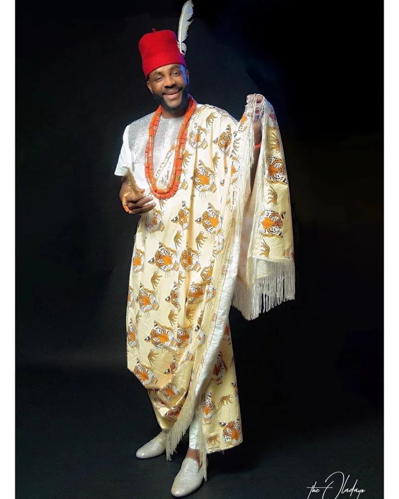 African wear, Traditional outfits
