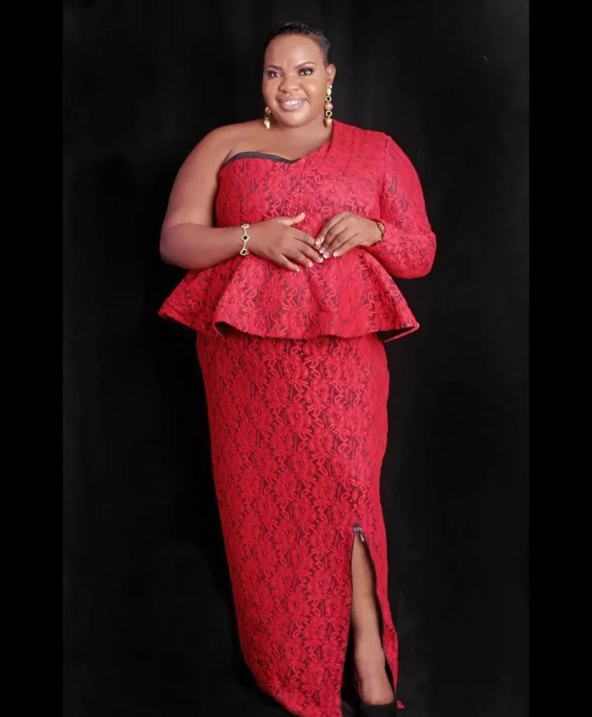 Dress styles for plus size ladies