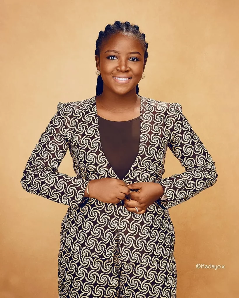Office wear styles for ladies