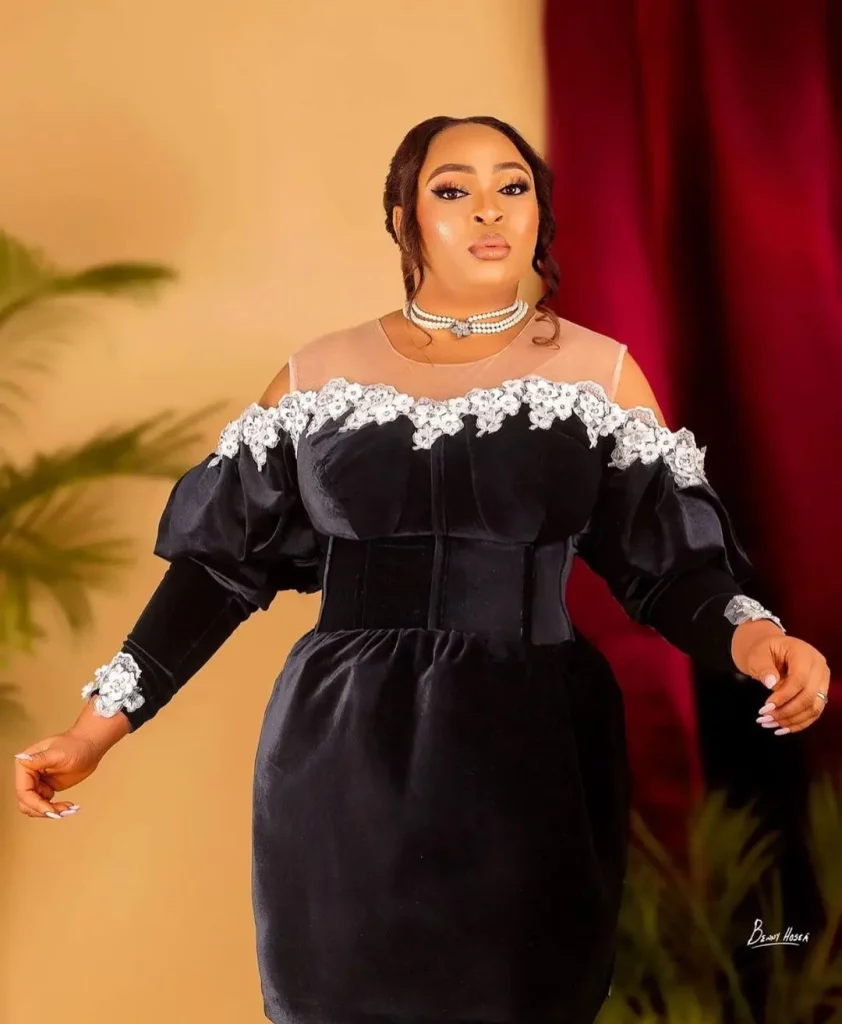 Black sequin for plus size