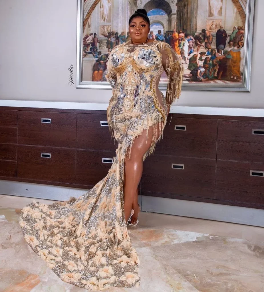 Plus Size Lace Dresses