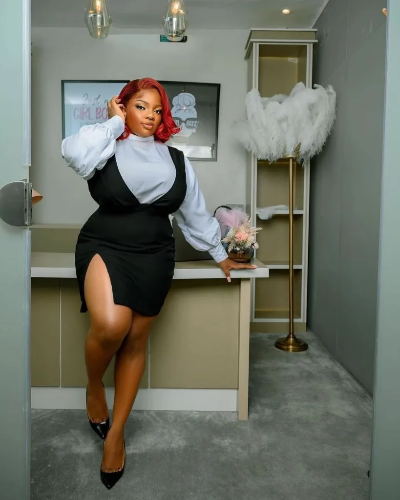 corporate gown styles for plus size ladies