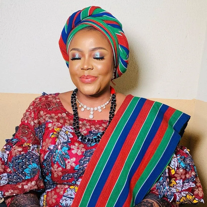 Beautiful Dresses Code For Women In Kin Nupe
