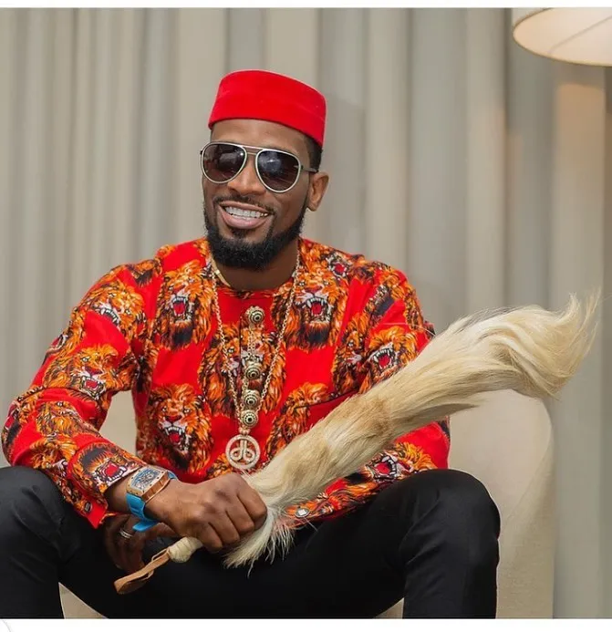 Isiagu Outifts For African Men