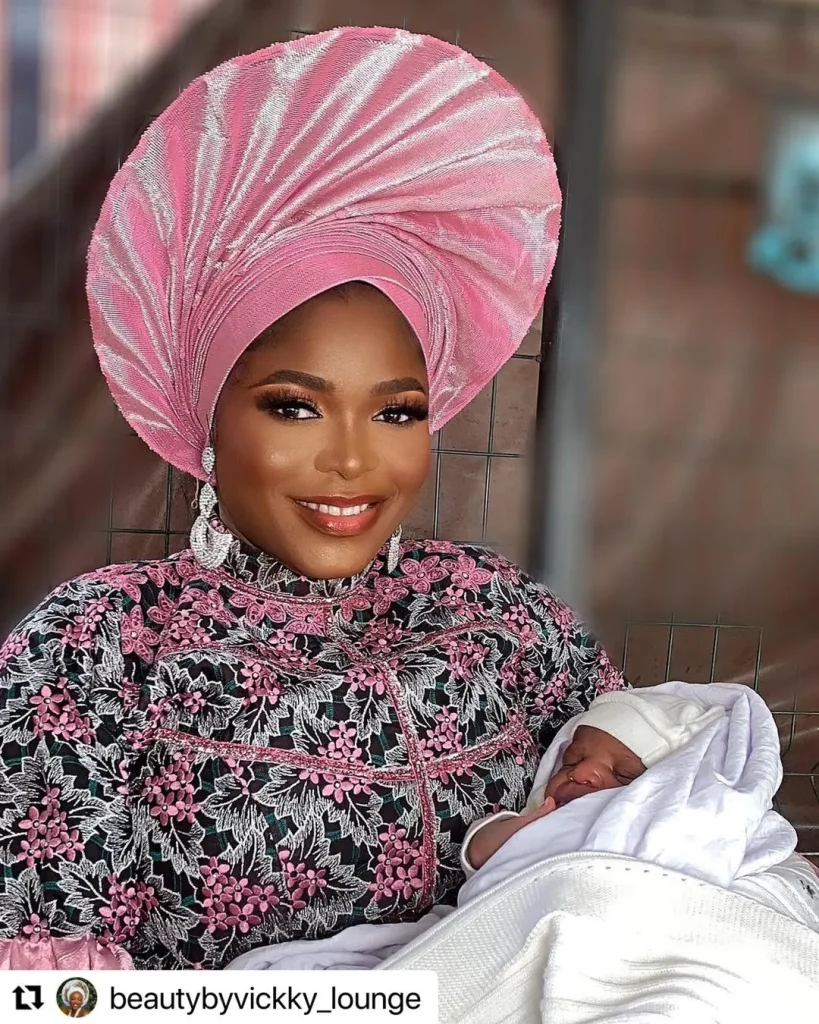 Latest Gele styles for Ladies