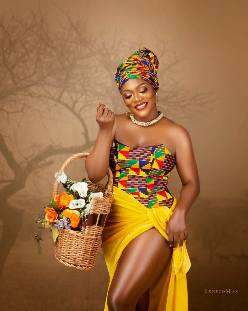 Stunning Kente Styles for Ladies 