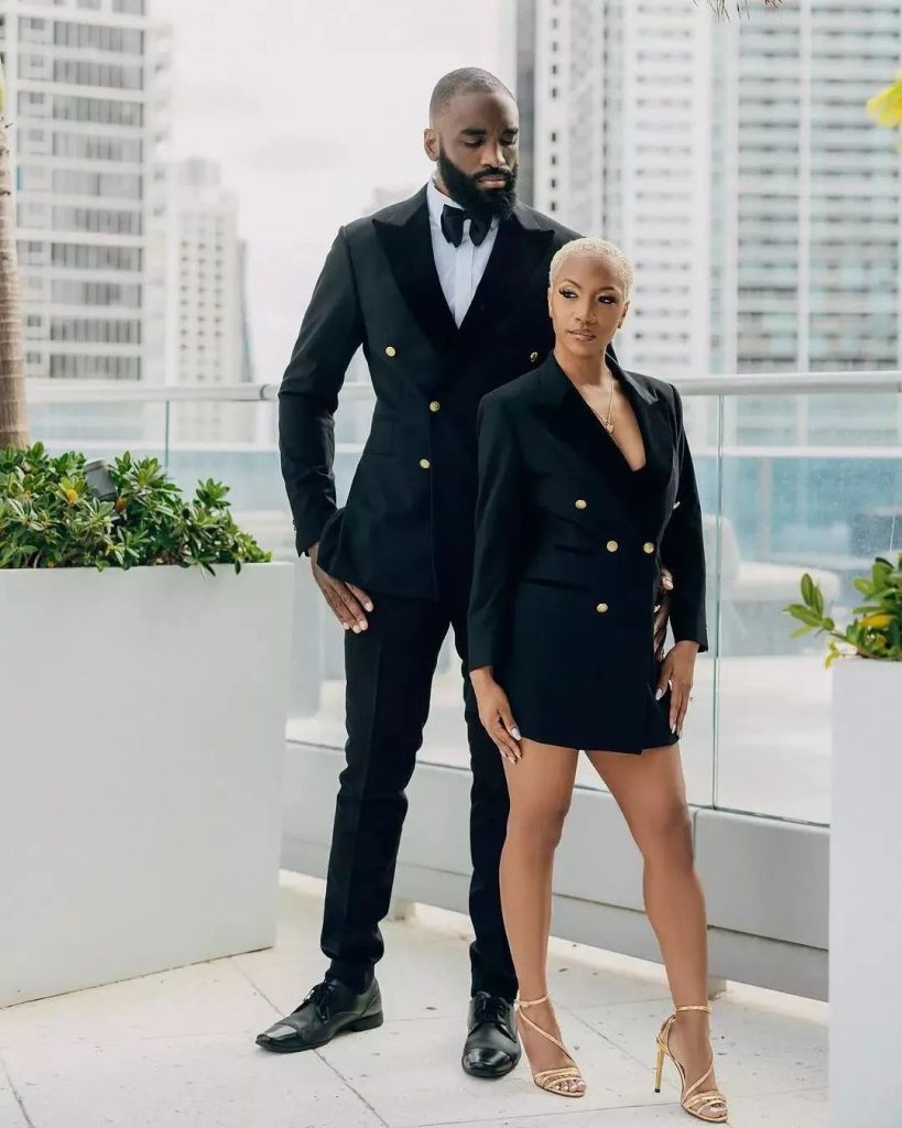 Traditional pre-wedding shoot dresses