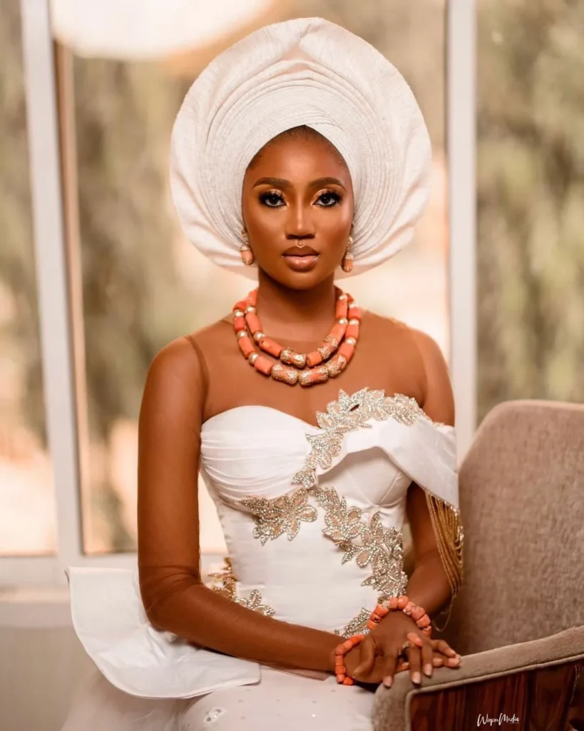 Gele Styles to Spice up Your Asoebi Outfits