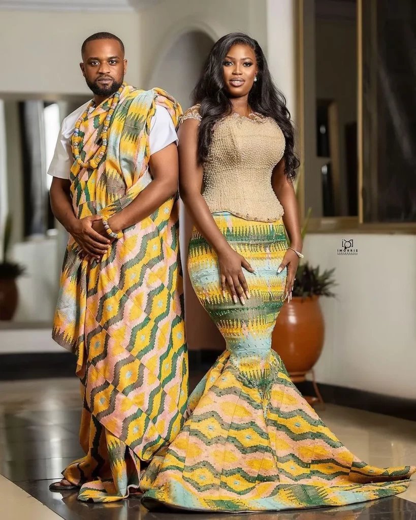 
Beautiful Kente Styles Fashionistas Swear By 
