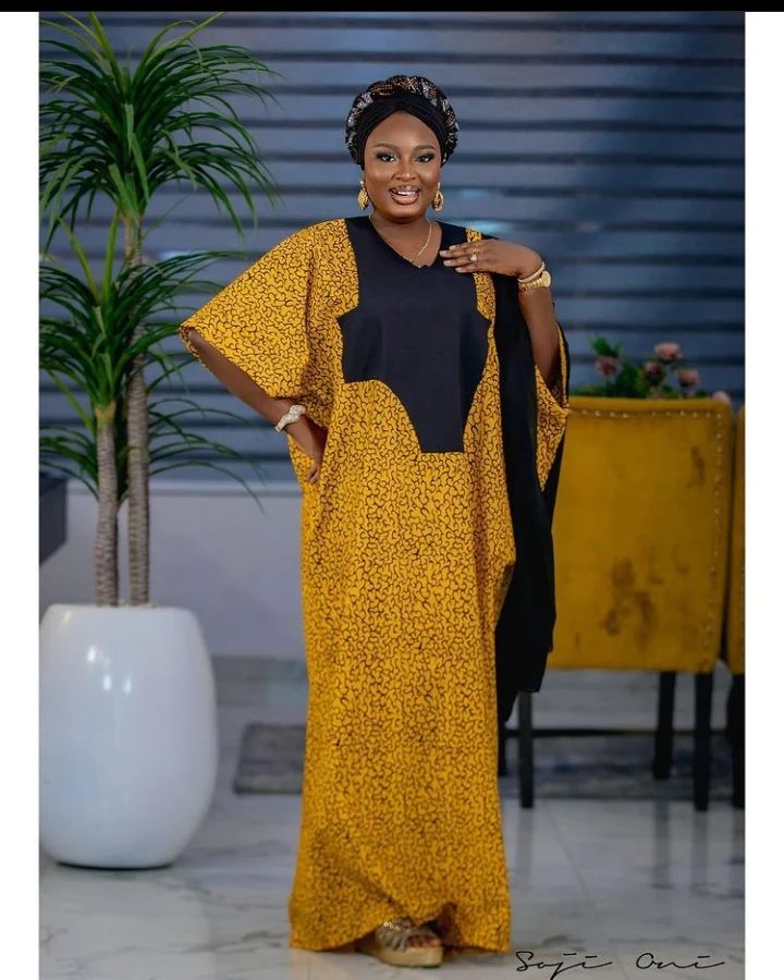 Plain and pattern styles for ladies