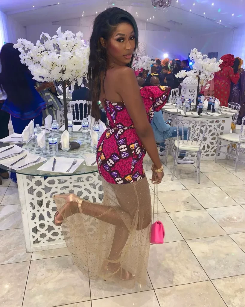 Congolese Most Beautiful Traditional Outfit: Liputa