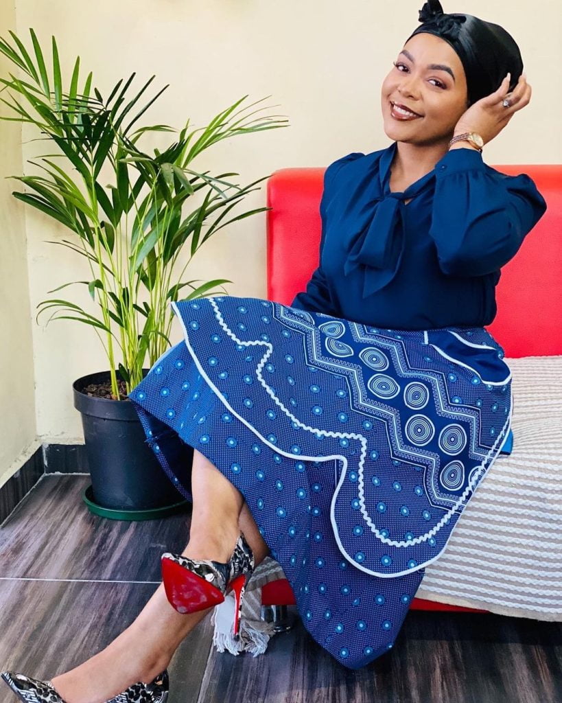 Xhosa Traditional Dress Designs classy Umbhaco Xhosa traditional attire for women