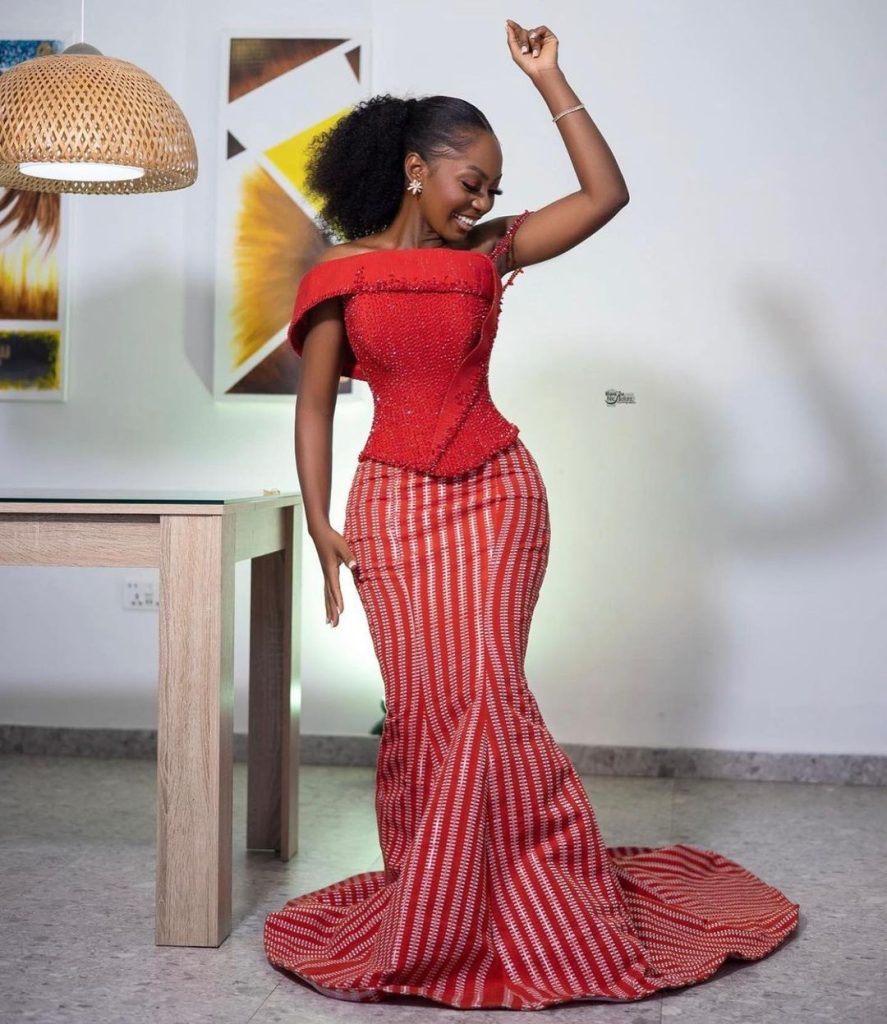 Traditional Ghanian (West African) Batakari dress for teenage girl