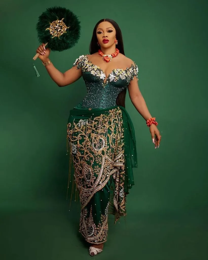 Amazing Lace and Velvet Aso Ebi Styles