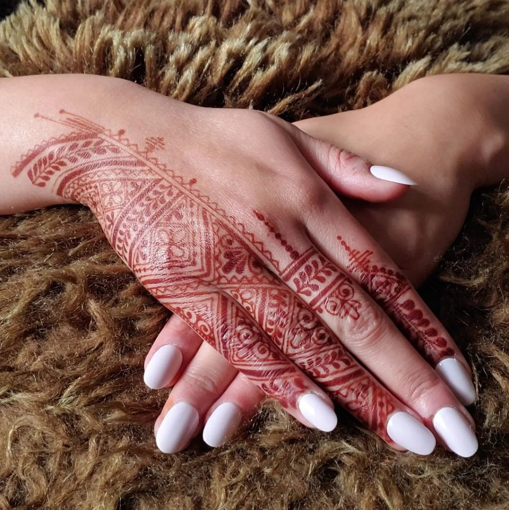 henna designs front hand 