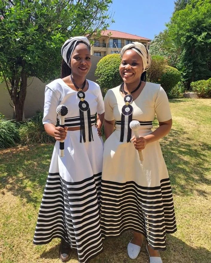 South African traditional garments Xhosa Traditional Attire For Women