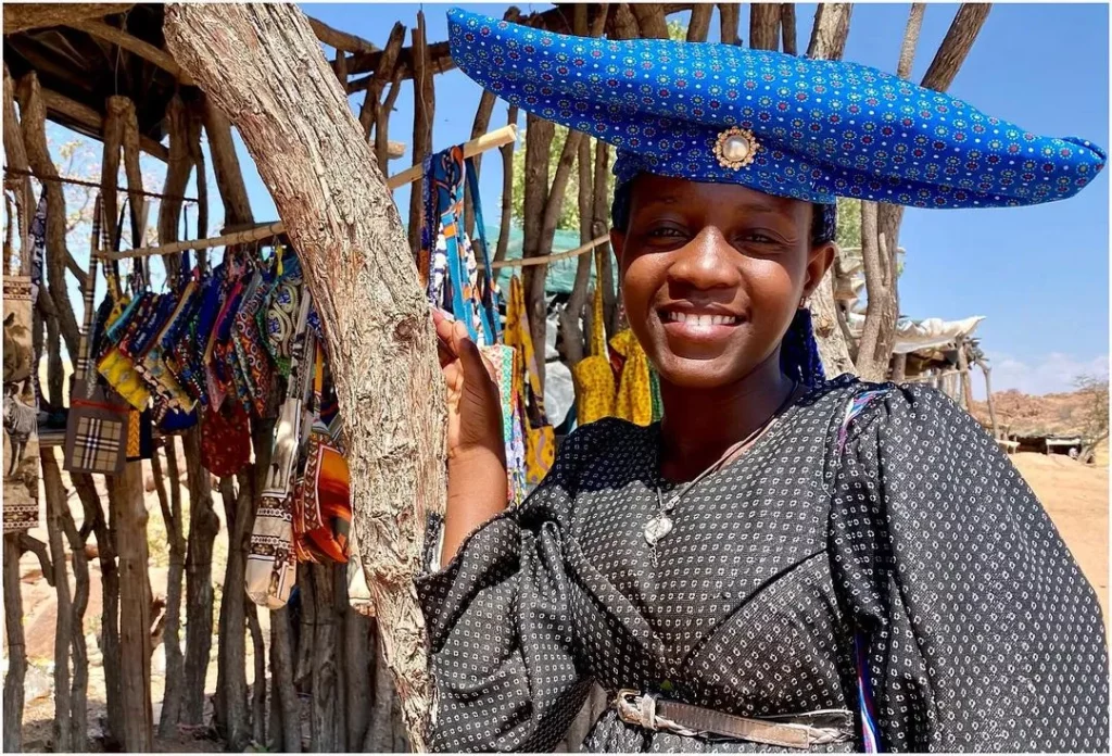 The Herero (Otjiherero: Ovaherero) are a Bantu ethnic group inhabiting parts of Southern