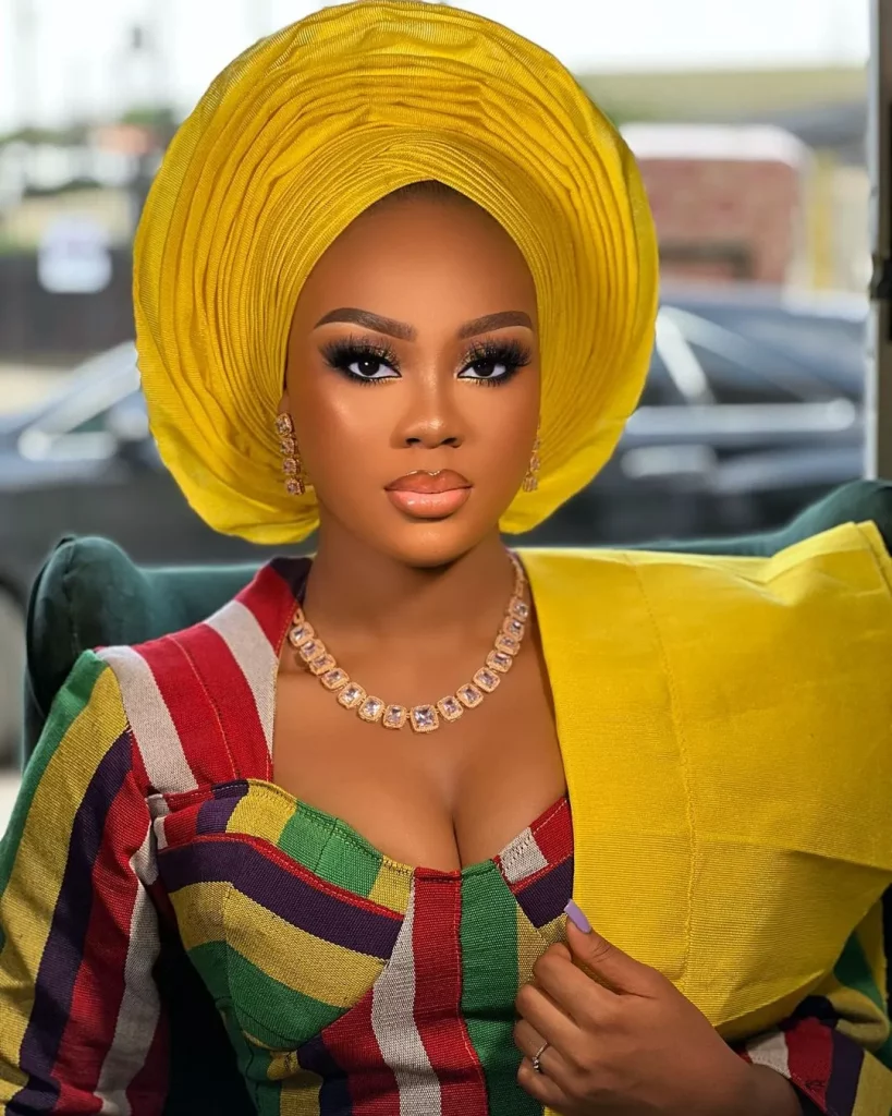 Aso ebi (Yoruba), sometimes spelled as asoebi in Nigeria and ashobie in Sierra Leone and the Gambia