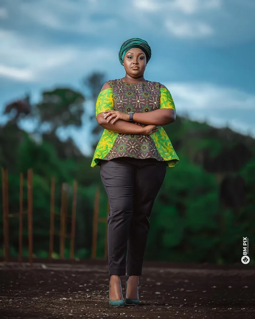 Women Kanga African Cultural and Ethnic Clothing 