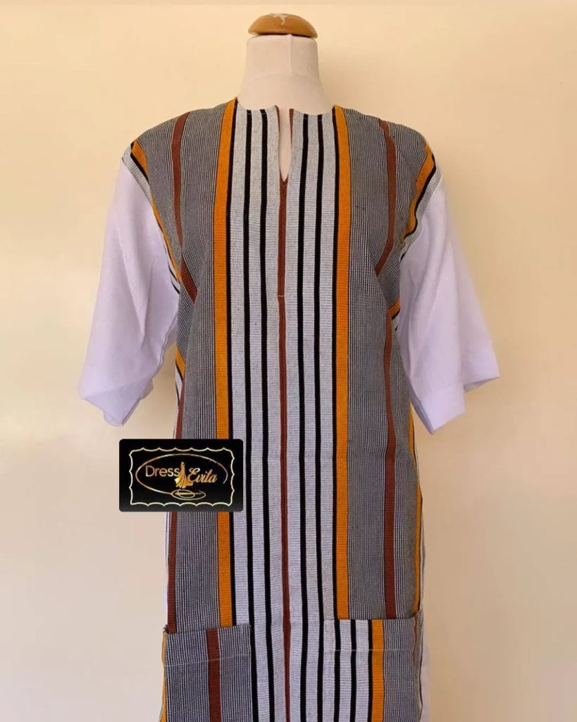 Dan Fani meaning "woven loincloth of the fatherland"