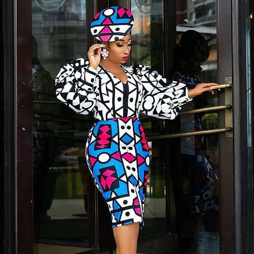 White, pink, blue and black are the colors of the African Samakaka wax print fabric