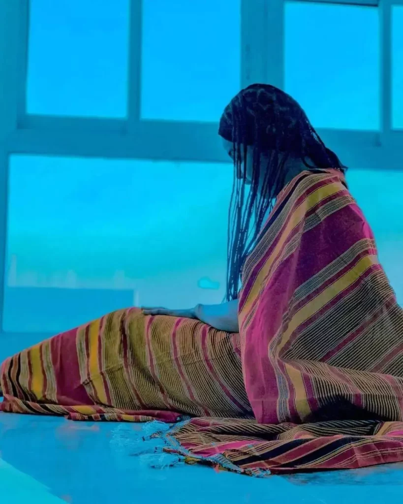What is the origin of this fabric? : askıya alındı